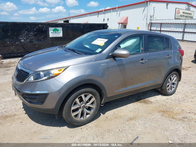KIA Sportage Lx 2015 KNDPBCACXF7781483 Image 2