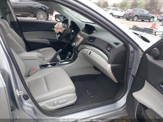 Acura ILX 2016 19UDE2F74GA020860 Image 5