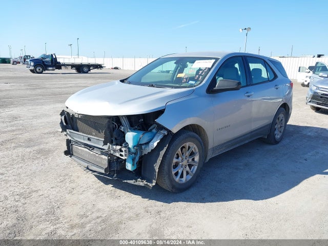 Chevrolet EQUINOX LS 2018 3GNAXHEV8JL101933 Image 2