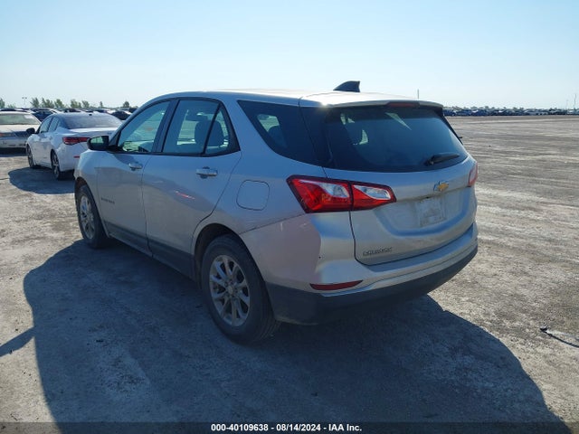 Chevrolet EQUINOX LS 2018 3GNAXHEV8JL101933 Image 3