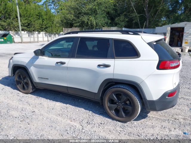 1C4PJLAB1GW371379 Jeep Cherokee Altitude
