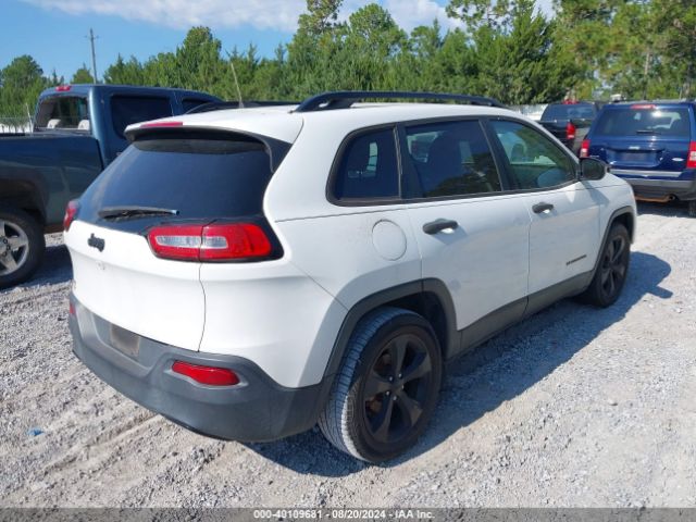 1C4PJLAB1GW371379 Jeep Cherokee Altitude