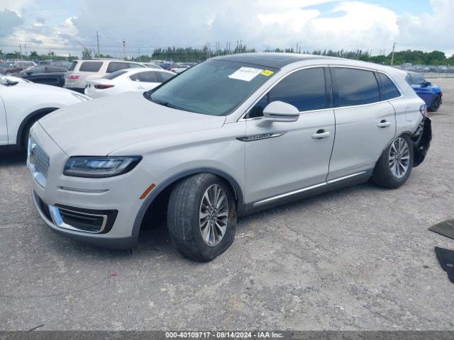 2LMPJ6K99KBL42526 Lincoln Nautilus Select