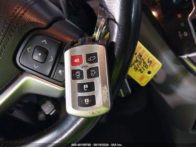 Toyota Sienna Xle 7 Passenger 2015 5TDDK3DC9FS106664 Image 11