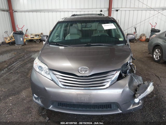 Toyota Sienna Xle 7 Passenger 2015 5TDDK3DC9FS106664 Image 12