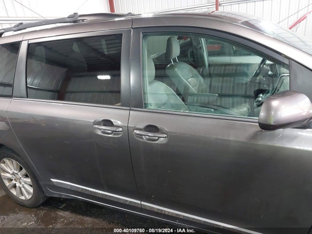 Toyota Sienna Xle 7 Passenger 2015 5TDDK3DC9FS106664 Image 13