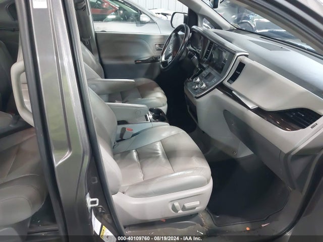 Toyota Sienna Xle 7 Passenger 2015 5TDDK3DC9FS106664 Image 5