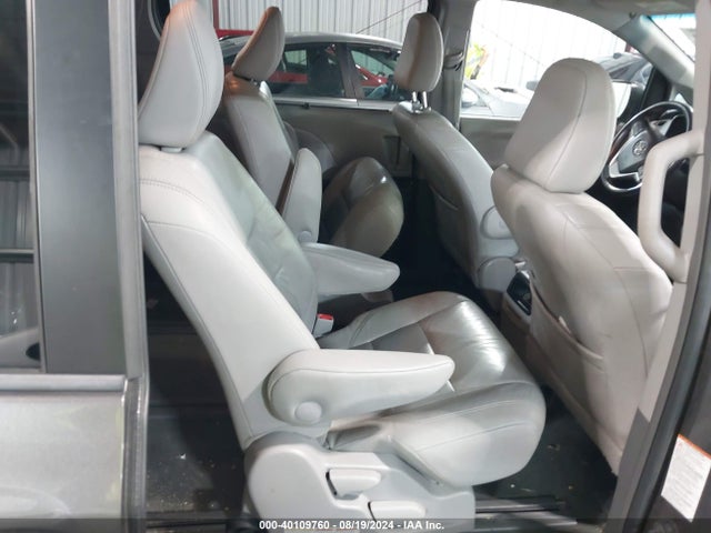 Toyota Sienna Xle 7 Passenger 2015 5TDDK3DC9FS106664 Image 8