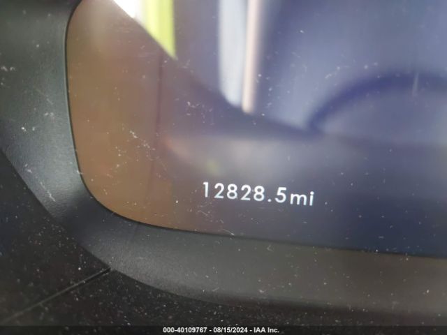 2LMPJ6J9XLBL02796 Lincoln Nautilus Standard