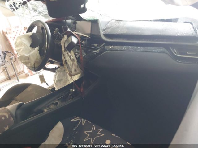 NMTKHMBX8JR051987 Toyota C-hr Xle Premium