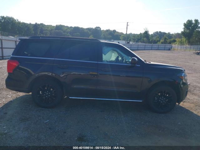1FMJU1HTXNEA61665 Ford Expedition Xlt