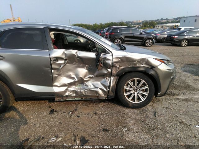 JTJYARBZXK2127519 Lexus NX 300