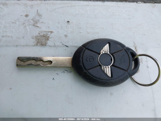 2006 MINI COOPER WMWRC33576TJ77382 Photo 10