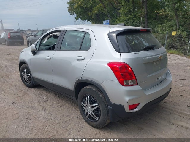 Chevrolet TRAX LS 2017 3GNCJKSB5HL279732 Image 3