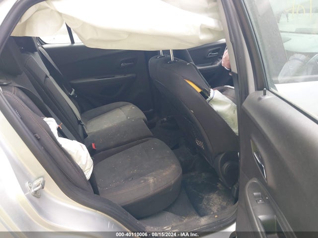 Chevrolet TRAX LS 2017 3GNCJKSB5HL279732 Image 8