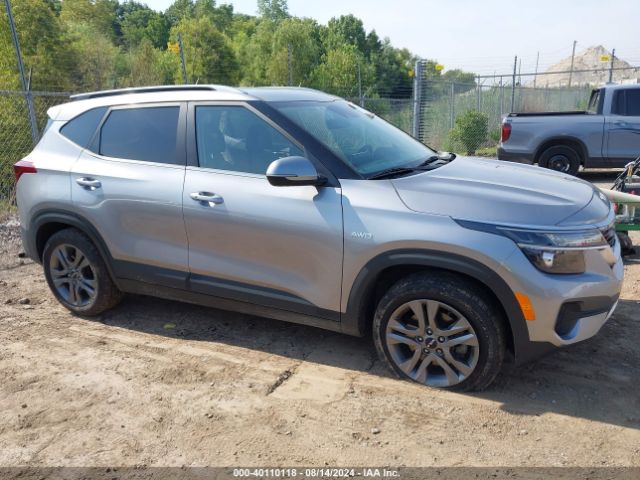 KNDEUCAAXN7267552 KIA SELTOS S