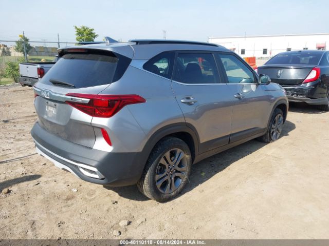 KNDEUCAAXN7267552 KIA SELTOS S