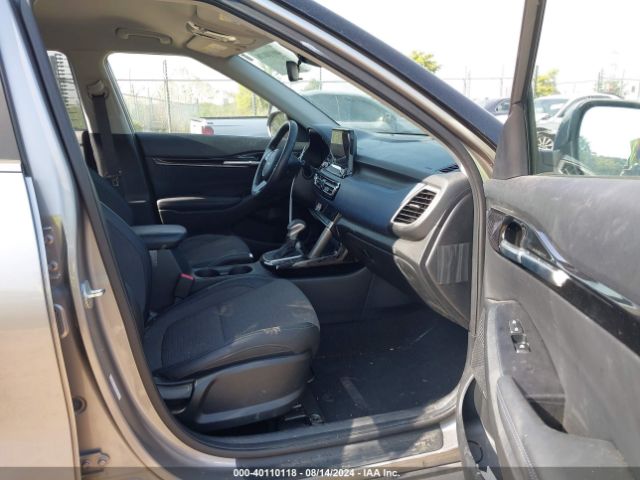 KNDEUCAAXN7267552 KIA SELTOS S