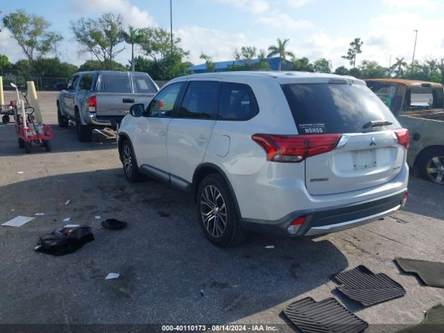 JA4AD2A39GZ017702 Mitsubishi Outlander Es