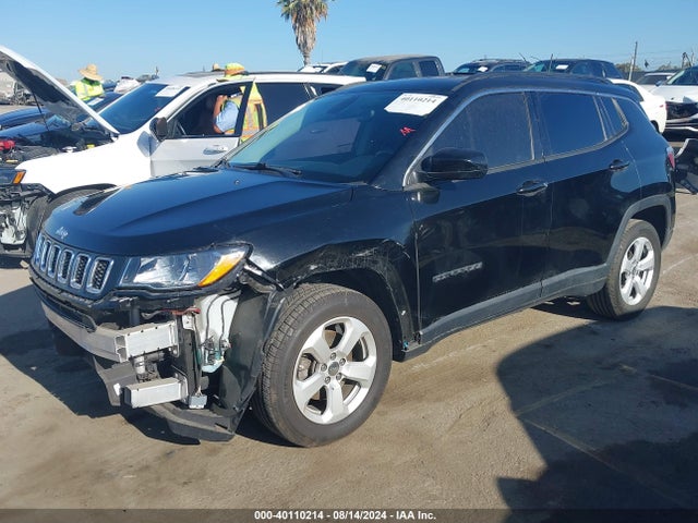 3C4NJCBB0KT855631 Jeep Compass Latitude Fwd