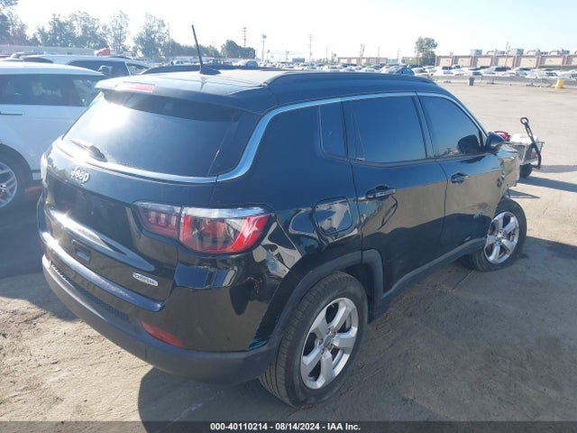 3C4NJCBB0KT855631 Jeep Compass Latitude Fwd