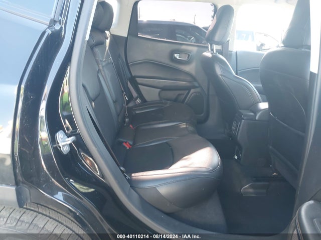 3C4NJCBB0KT855631 Jeep Compass Latitude Fwd