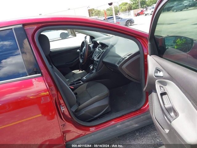 Ford FOCUS SE 2014 1FADP3F26EL278520 Image 5