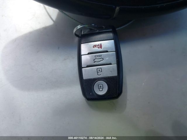 3KPFL4A79HE023526 KIA FORTE S