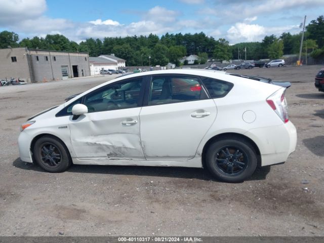 JTDKN3DU2F1901446 Toyota Prius Two