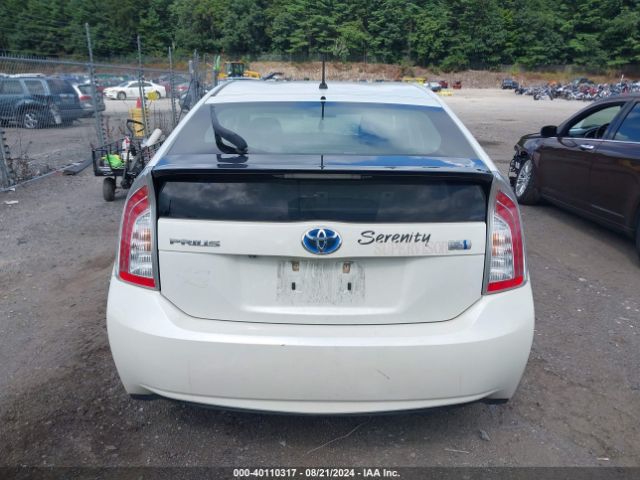 JTDKN3DU2F1901446 Toyota Prius Two