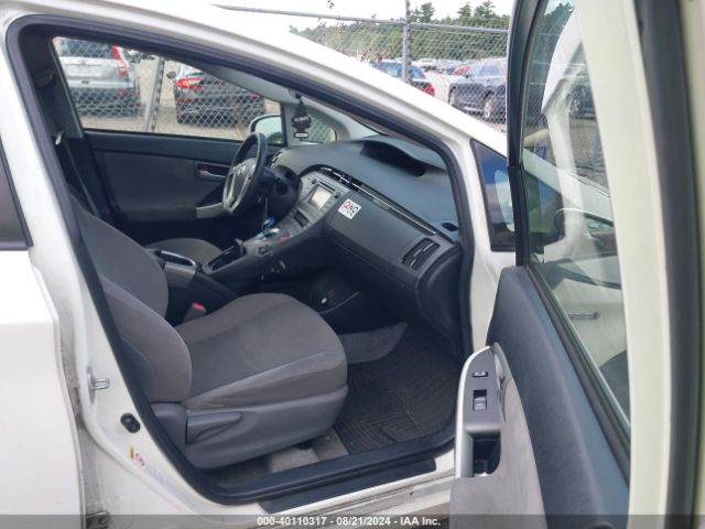 JTDKN3DU2F1901446 Toyota Prius Two
