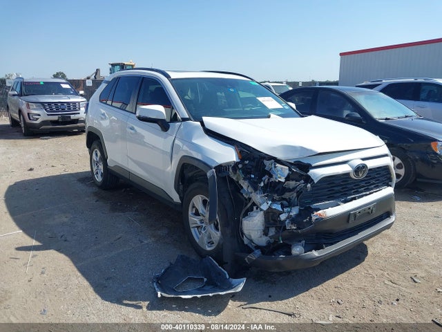 Toyota Rav4 Xle 2021 JTMW1RFVXMD069274 main image