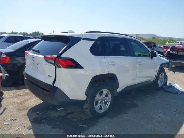 Toyota Rav4 Xle 2021 JTMW1RFVXMD069274 Image 4