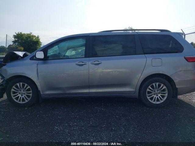 5TDYZ3DC4HS840967 Toyota Sienna Xle 8 Passenger