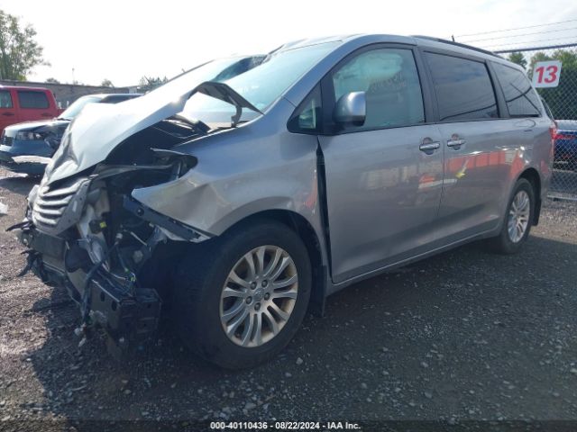 5TDYZ3DC4HS840967 Toyota Sienna Xle 8 Passenger