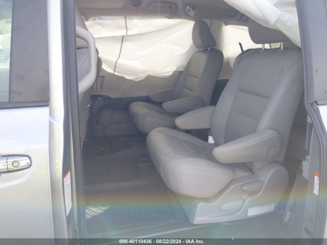 5TDYZ3DC4HS840967 Toyota Sienna Xle 8 Passenger