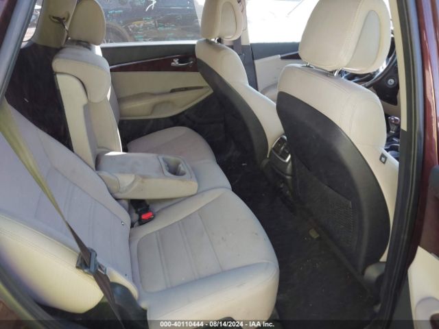5XYPG4A59GG081628 KIA Sorento 3.3l Lx