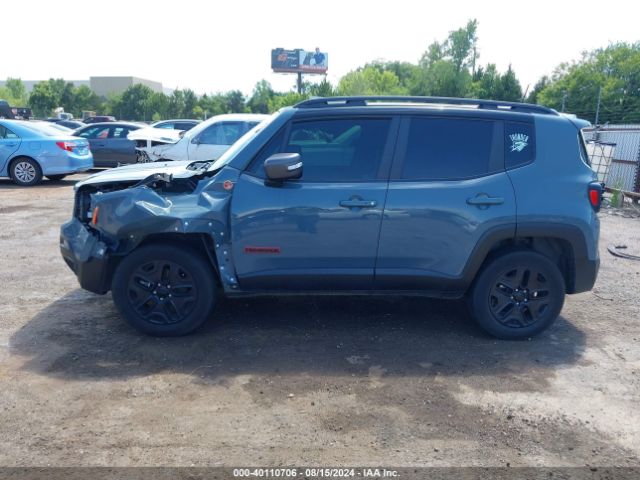 ZACCJBCB3JPH76931 Jeep Renegade Trailhawk 4x4
