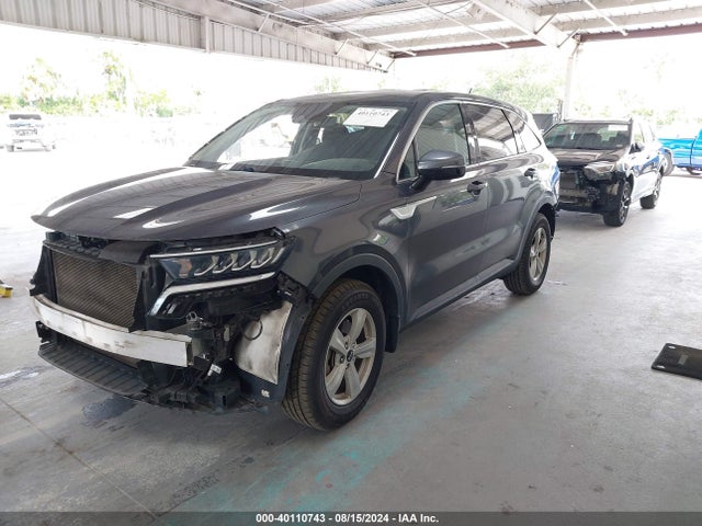 KIA SORENTO LX 2021 5XYRG4LC5MG064244 Image 2