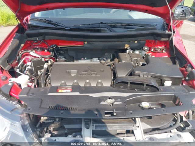 JA4AZ3A38JZ057008 Mitsubishi Outlander Es