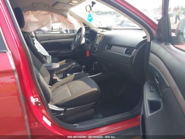 JA4AZ3A38JZ057008 Mitsubishi Outlander Es