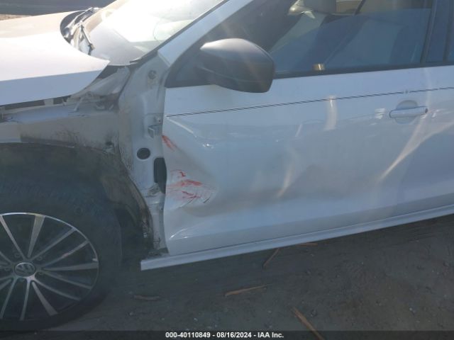 3VWD17AJ3GM246091 Volkswagen Jetta 1.8t Sport