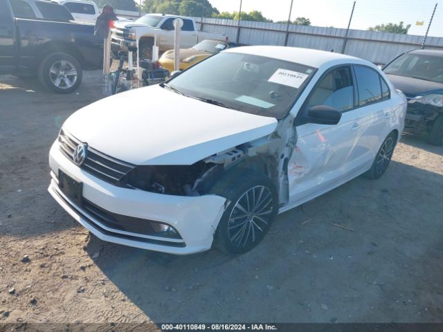 3VWD17AJ3GM246091 Volkswagen Jetta 1.8t Sport