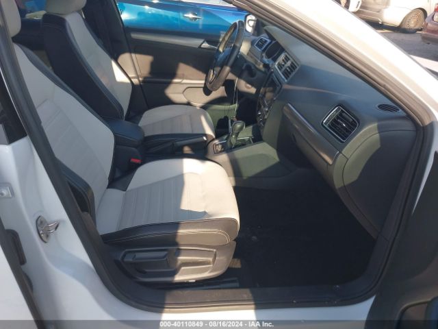 3VWD17AJ3GM246091 Volkswagen Jetta 1.8t Sport