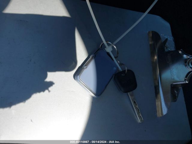 1GCVKREH5HZ365316 Chevrolet Silverado 1500 2lt