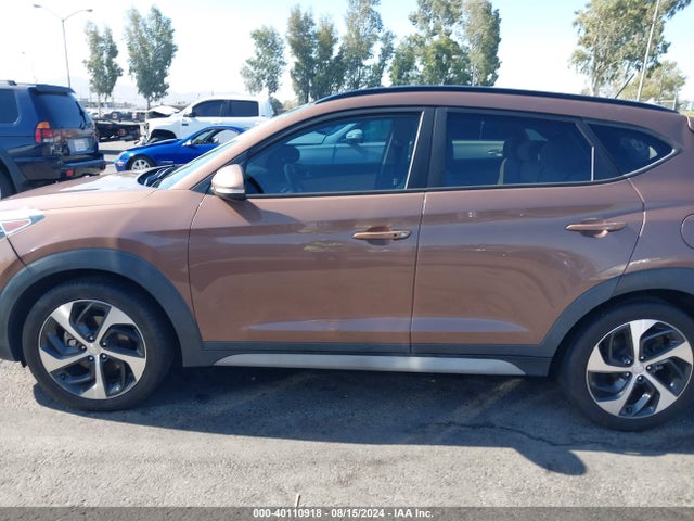 Hyundai Tucson Value 2017 KM8J33A2XHU562680 Image 14