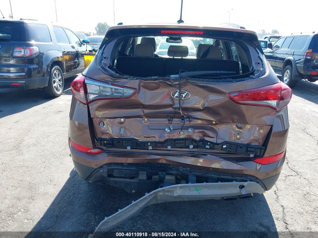 Hyundai Tucson Value 2017 KM8J33A2XHU562680 Image 16