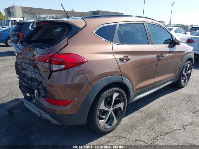Hyundai Tucson Value 2017 KM8J33A2XHU562680 Image 4