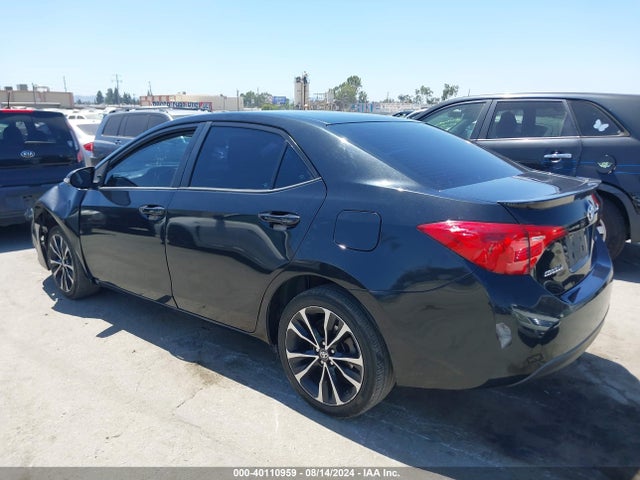 Toyota COROLLA SE 2017 2T1BURHE8HC885633 Image 3