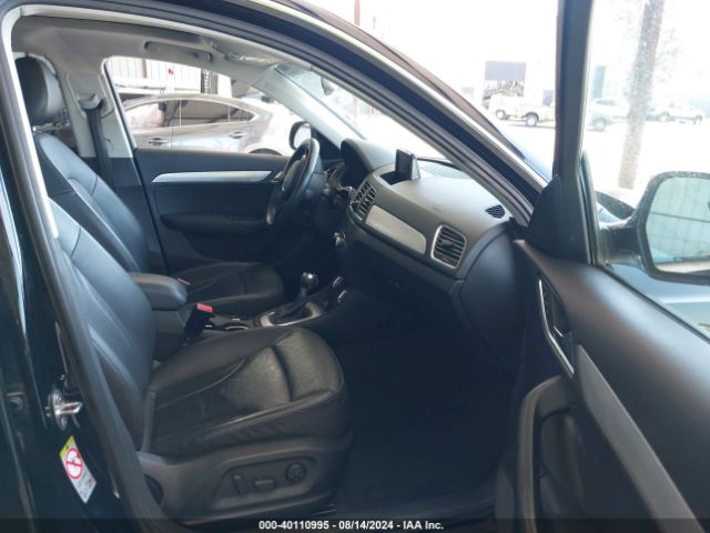 WA1EFCFS2FR010459 Audi Q3 2.0t Premium Plus